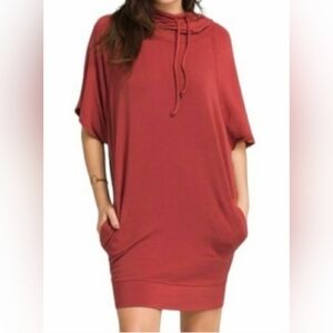 Prana Carys Hooded Athletic Shift Dress, NWT, XL, Mulled Wine